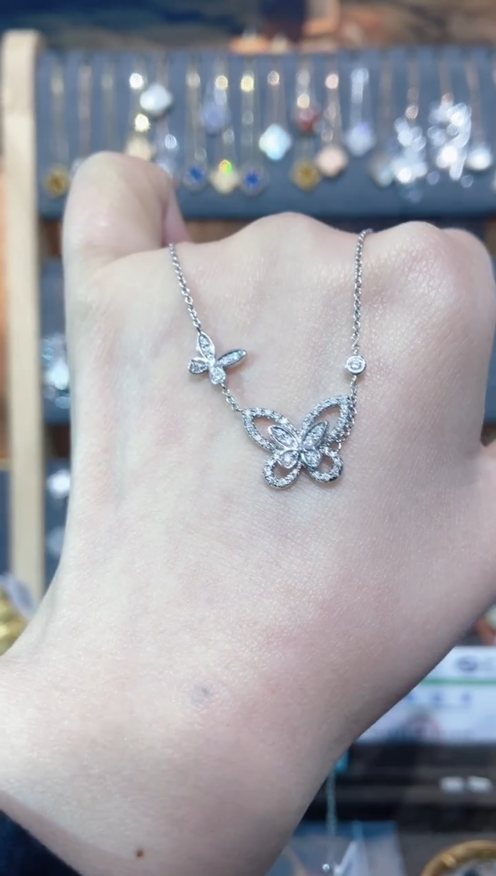 套链18K金镶嵌钻石钻石K白幻影双蝴蝶