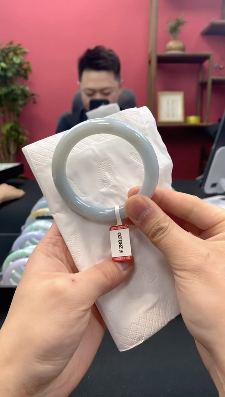 【闪购商品】翡翠手镯未镶嵌00003782