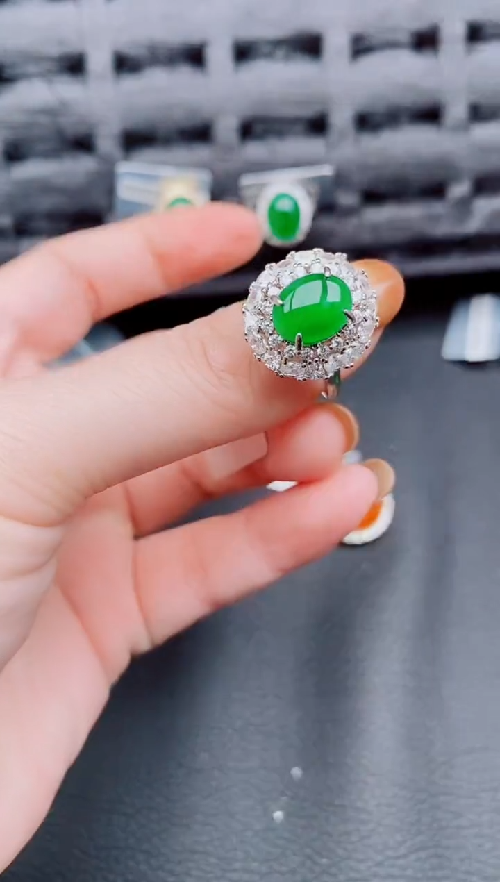 【闪购商品】翡翠戒指银S925镶嵌天然a货翡翠901