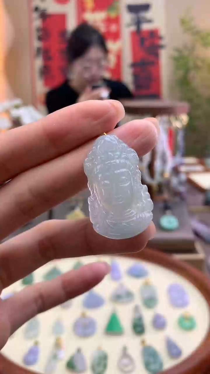 【闪购商品】翡翠颈饰未镶嵌佛头