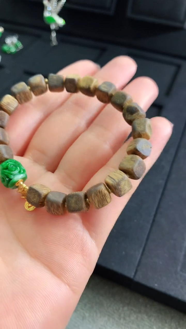 【闪购商品】翡翠手链18K金镶嵌手链