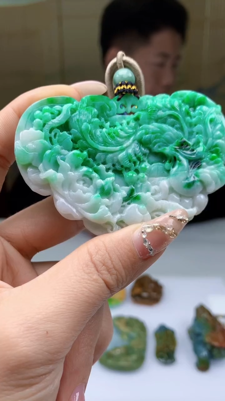 【闪购商品】定制翡翠未镶嵌4917ty-毛货挂件124