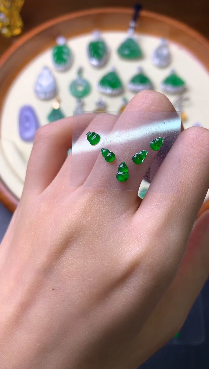 【闪购商品】定制翡翠未镶嵌裸石（镶嵌定制）