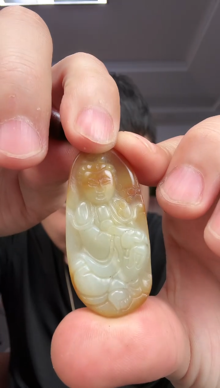 和田玉未镶嵌颈饰1