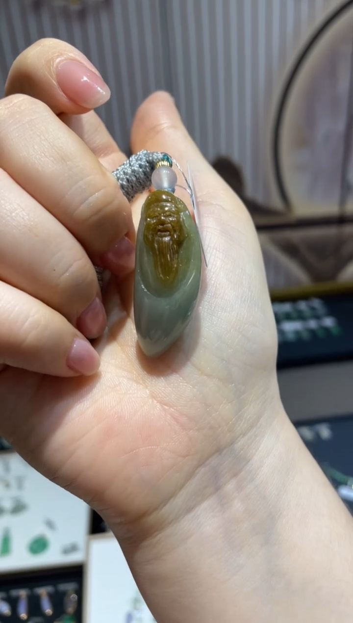 翡翠未镶嵌吊坠(不含链)yf650
