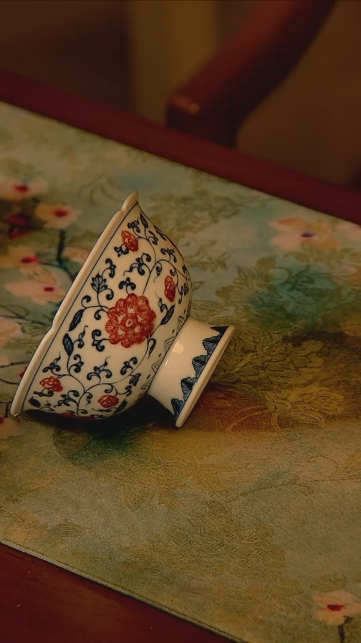 杯手工手绘杯杯很美丽