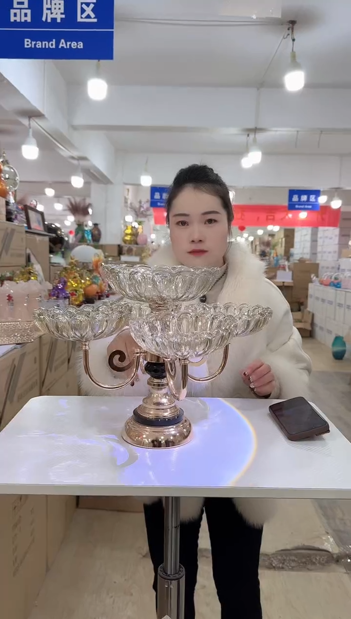 【闪购商品】无铅玻璃甄选花器-k-早