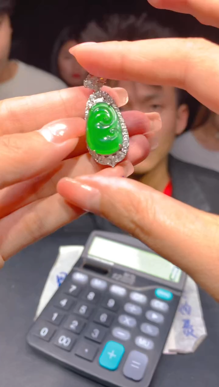 【闪购商品】定制翡翠未镶嵌80多样性发货（发其一）