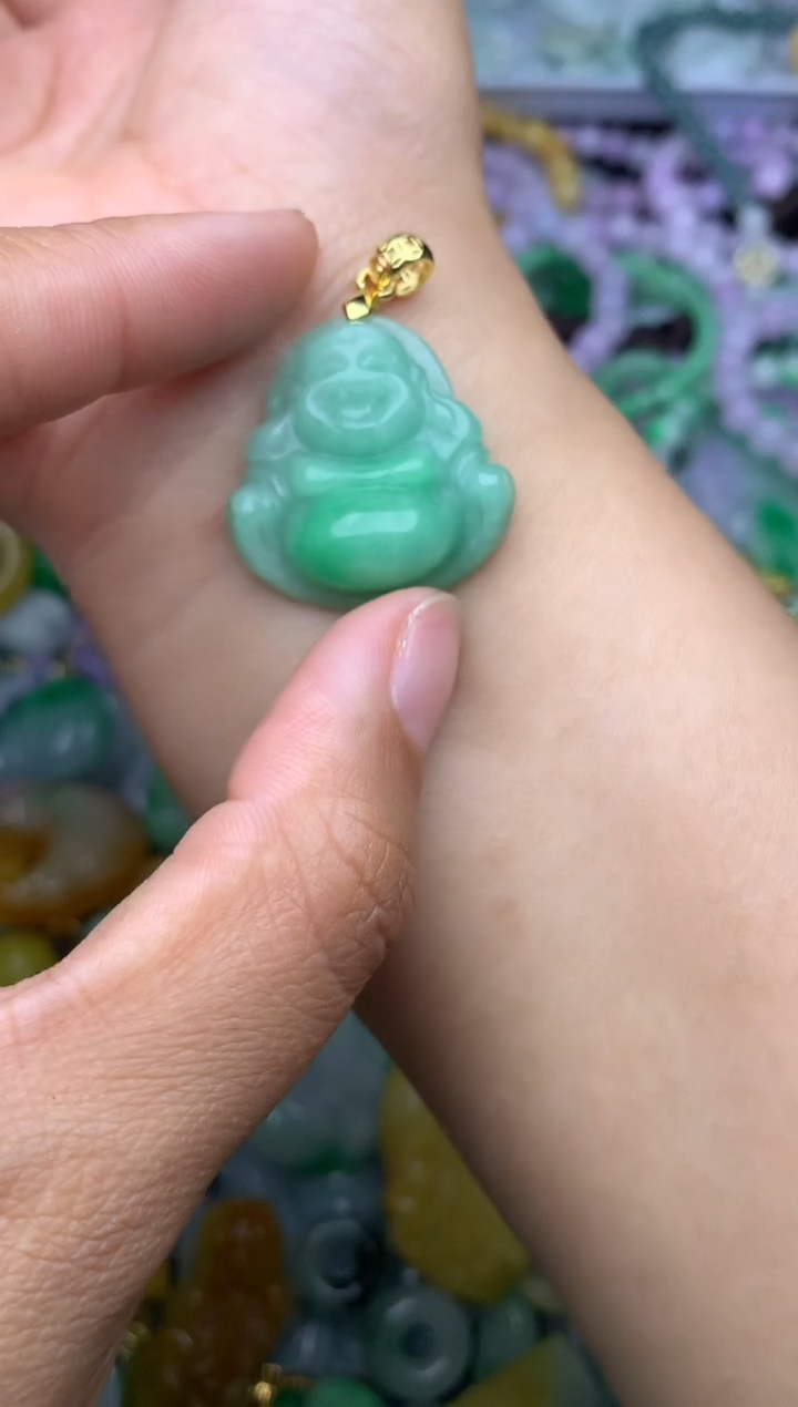 颈饰未镶嵌翡翠天然缅甸翡翠吊坠