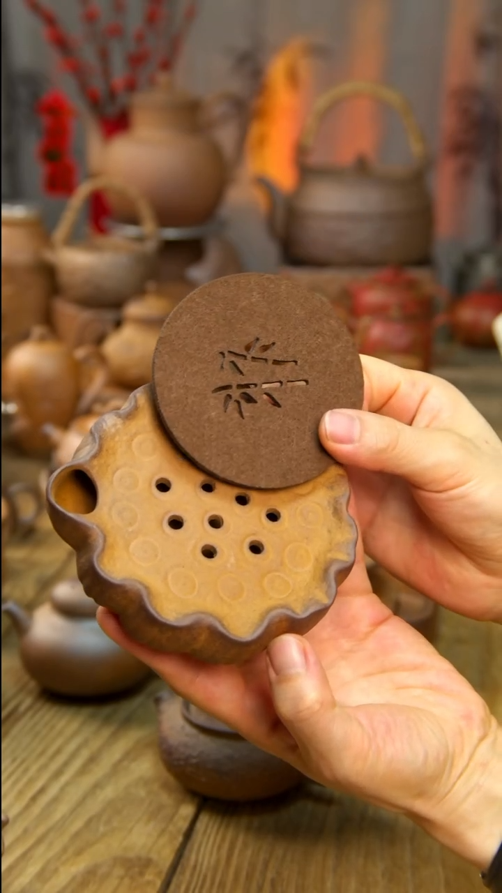 陶瓷莲蓬壶承111111