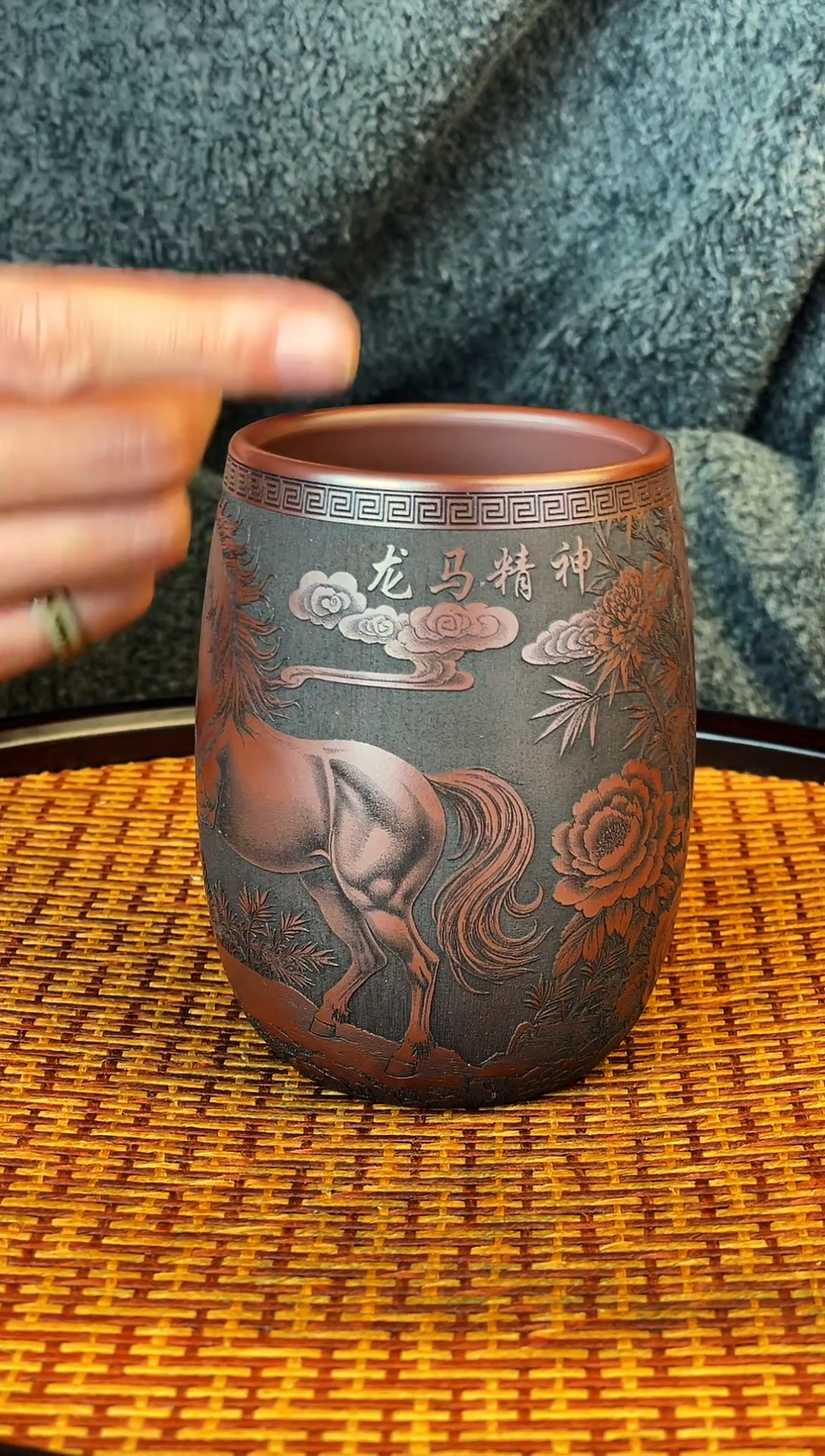 龙马精神 石红龙蛋主人杯