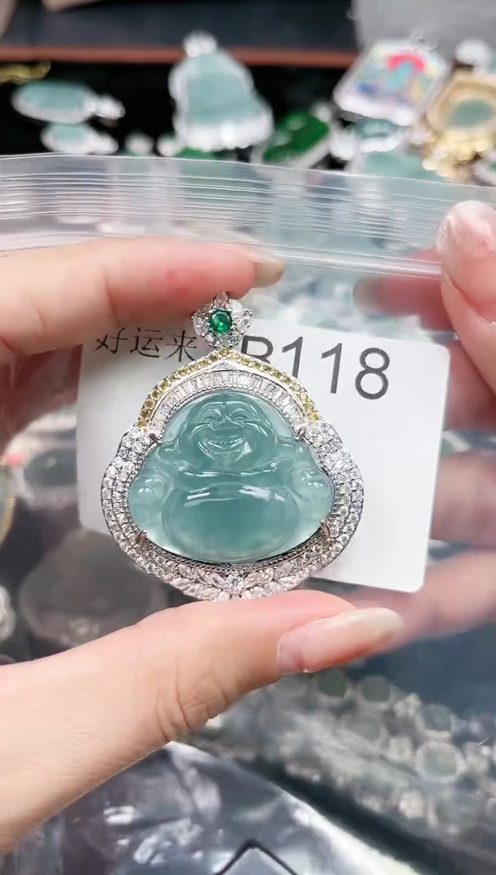 【闪购商品】翡翠颈饰未镶嵌赠皮绳118