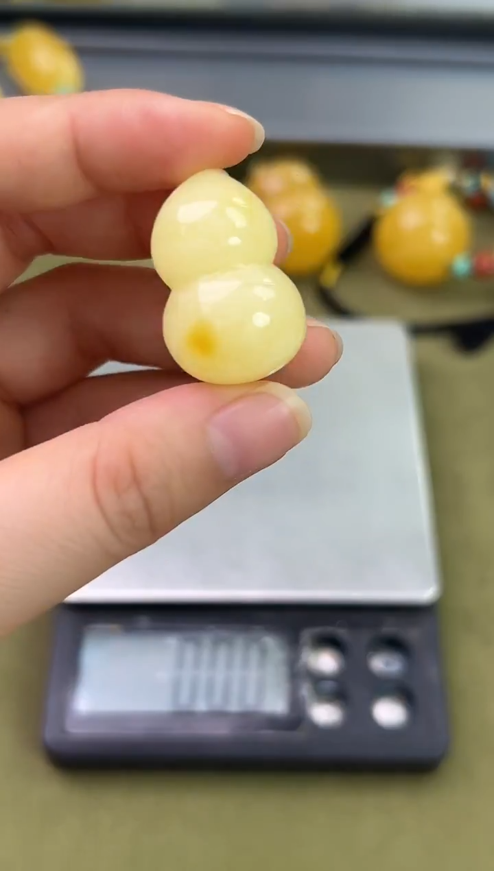 裸石琥珀未镶嵌琥珀蜜蜡吊坠