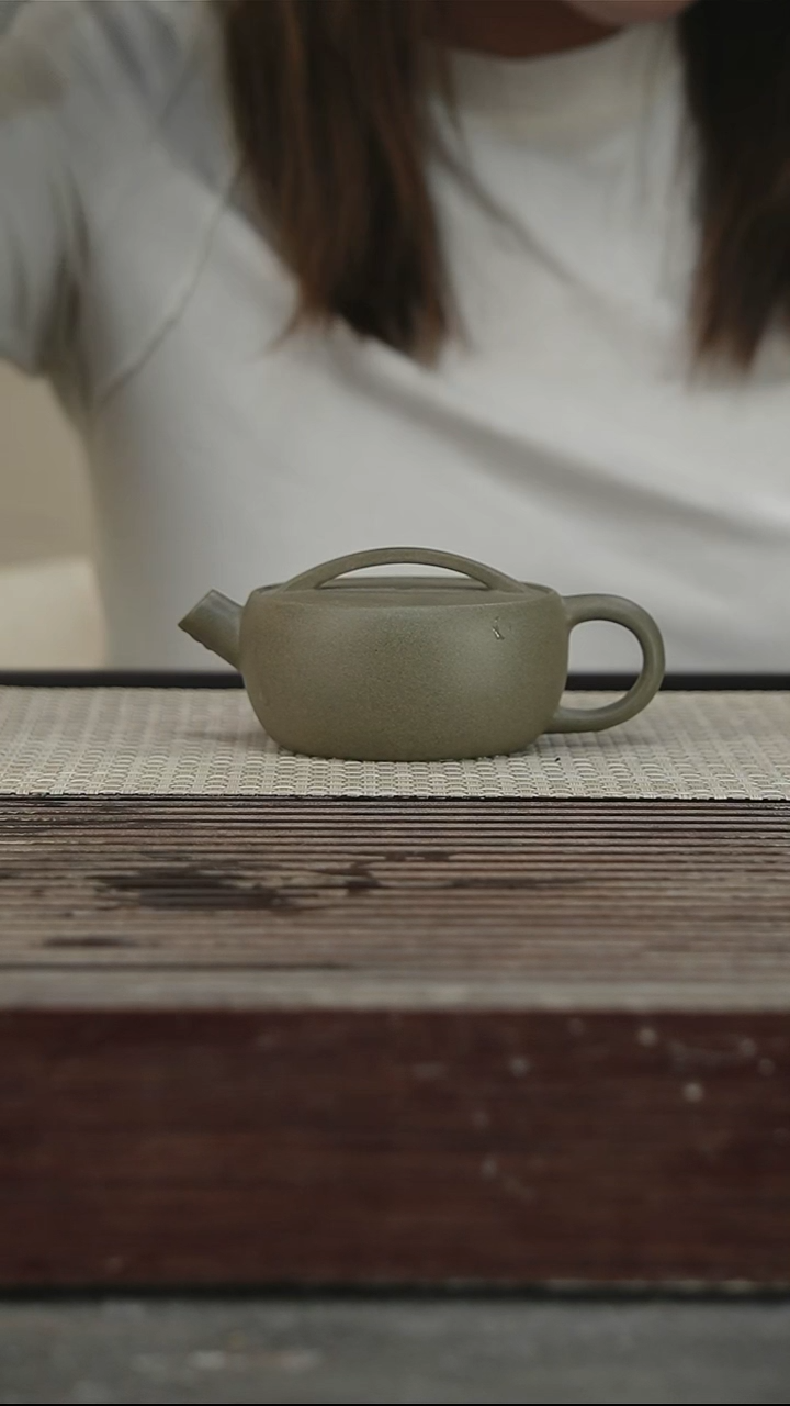 茶壶紫砂65号130CC