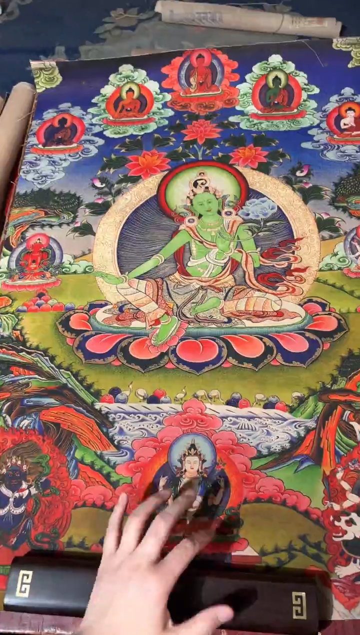 卷轴画龙妹的唐卡tk16