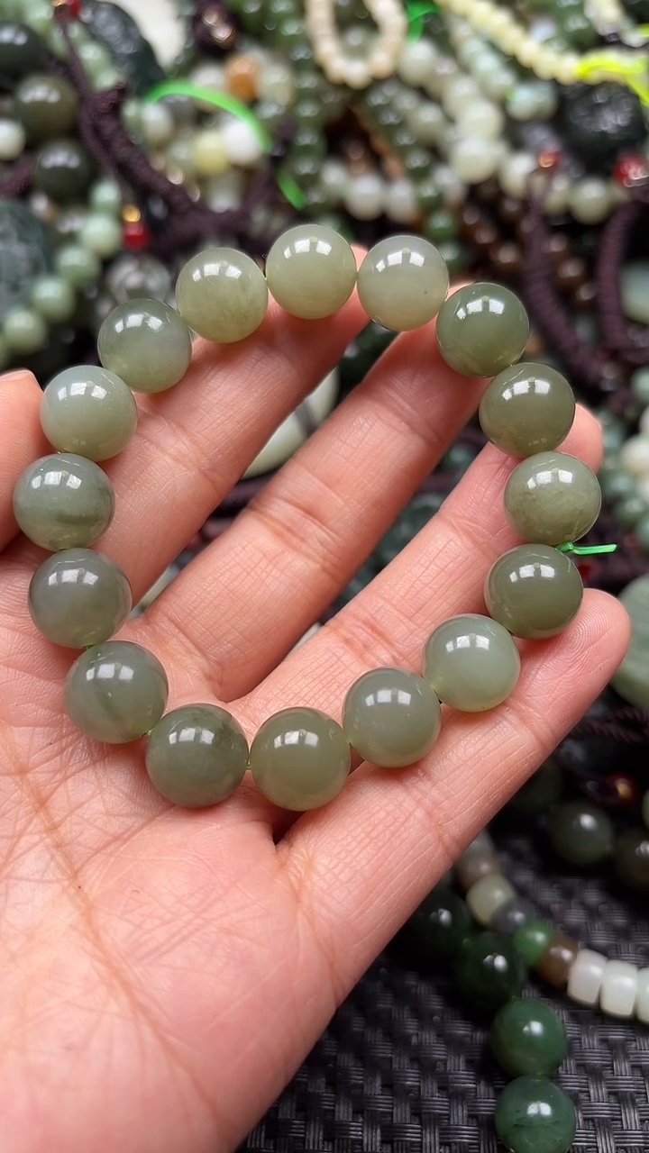 【闪购商品】和田玉颈饰未镶嵌.