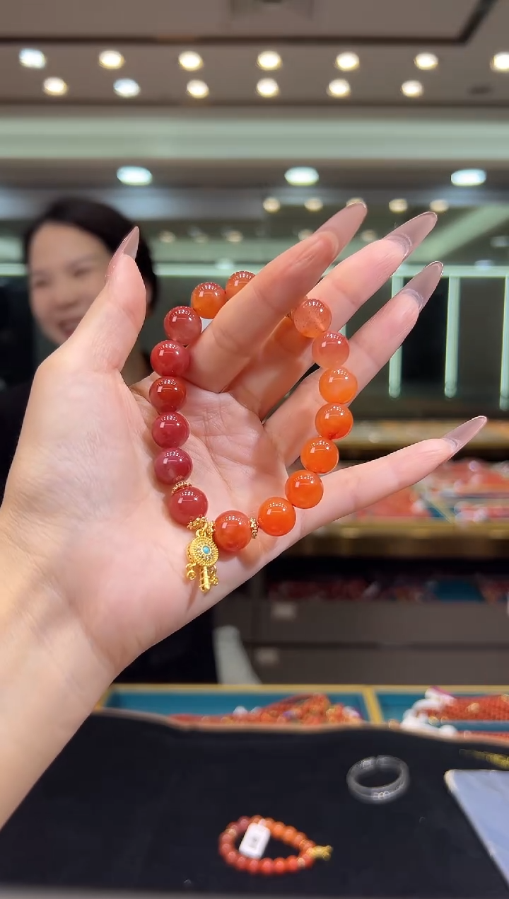南红玛瑙手串未镶嵌5.29-11mm（多样式）