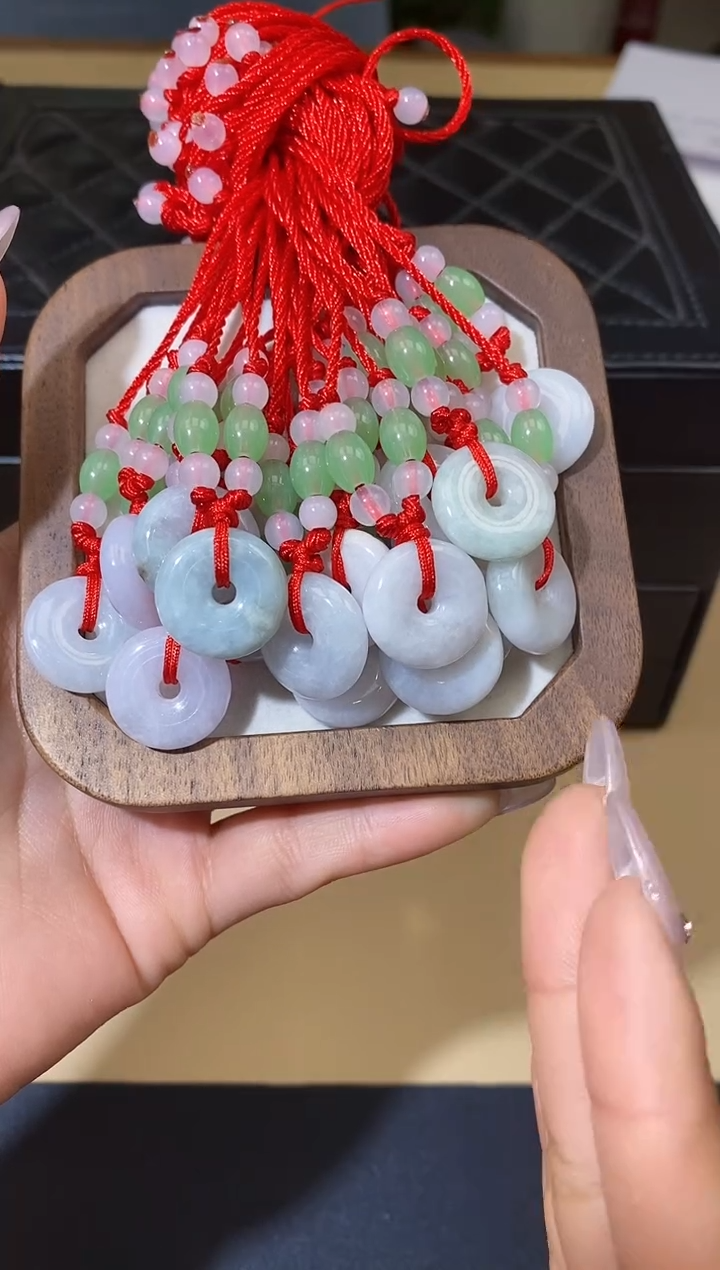 【闪购商品】翡翠颈饰未镶嵌天然A货翡翠（多样性发一） 