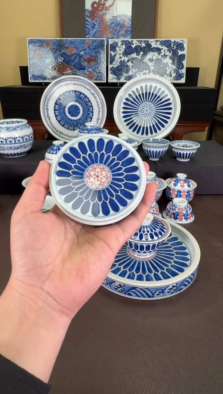 【闪购商品】羿器窑双菊瓣纹盖置