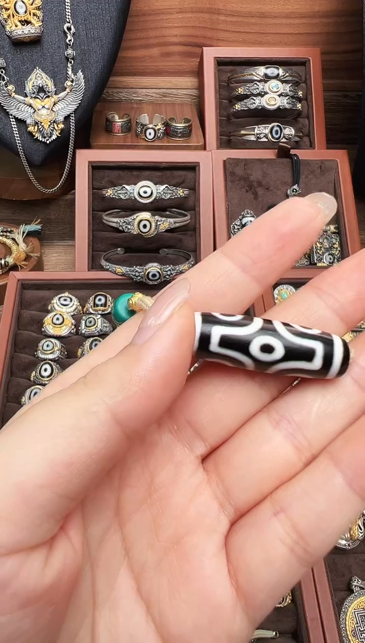 无合金六眼福利吊坠