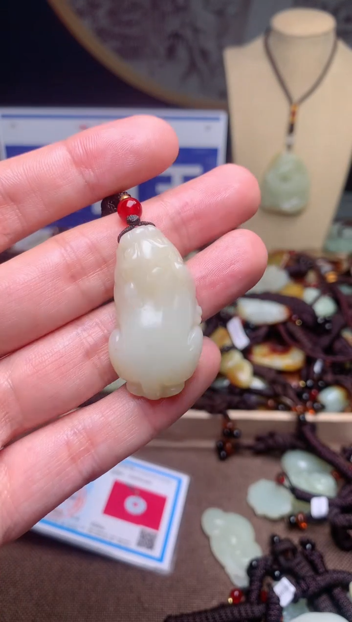 【闪购商品】和田玉颈饰未镶嵌1