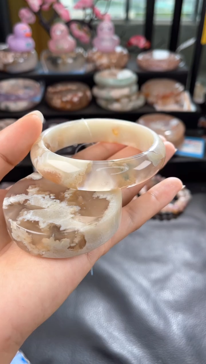 石英质玉手镯未镶嵌62