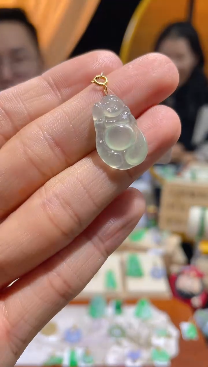 【闪购商品】翡翠颈饰18K金镶嵌假一赔三