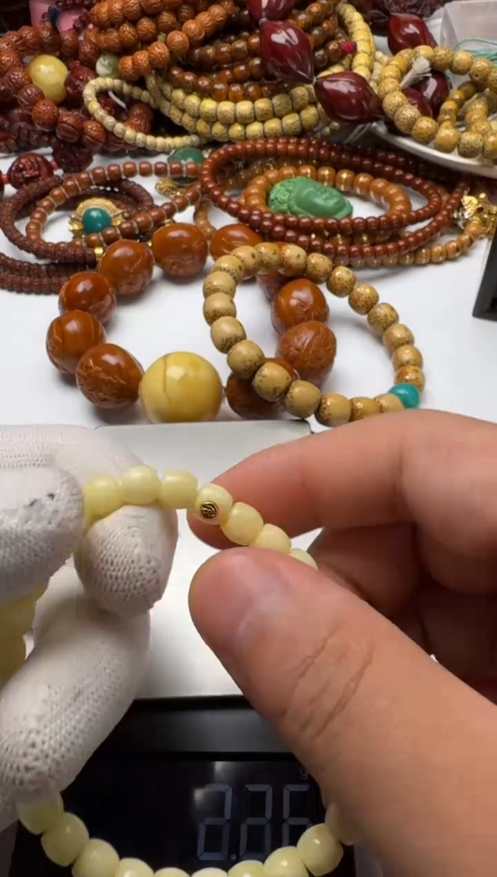【闪购商品】蜜蜡裸石未镶嵌蜜蜡手串