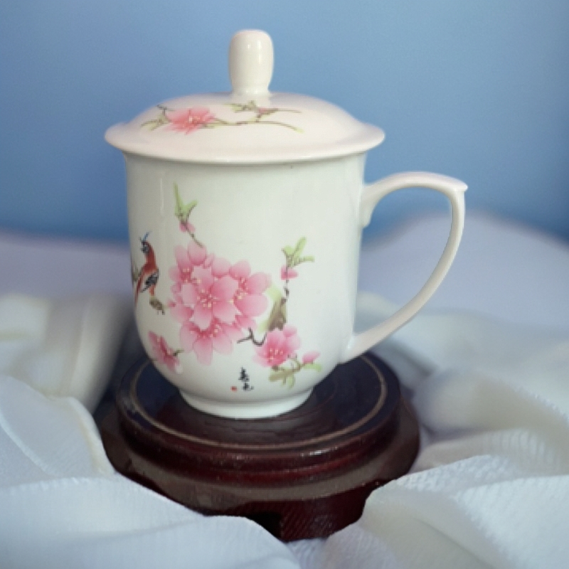 景德镇陶瓷水点桃花办公杯 老款