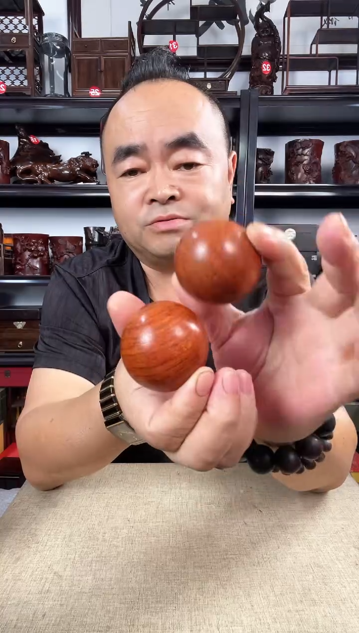 木0085老李红木工艺品