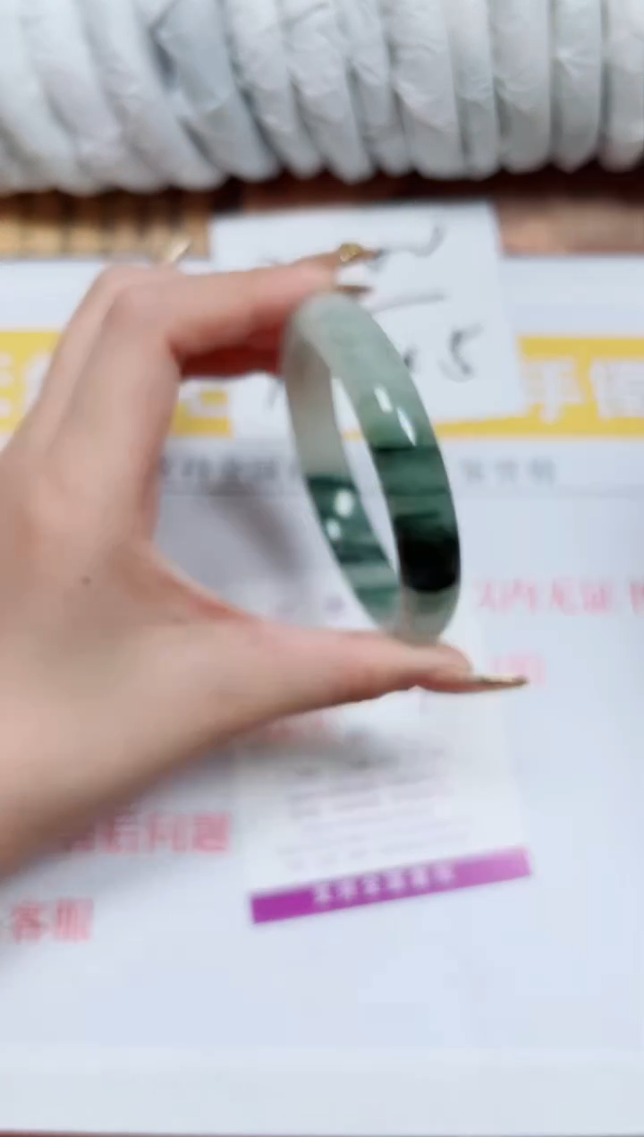 【闪购商品】石英质玉手镯未镶嵌K16-58