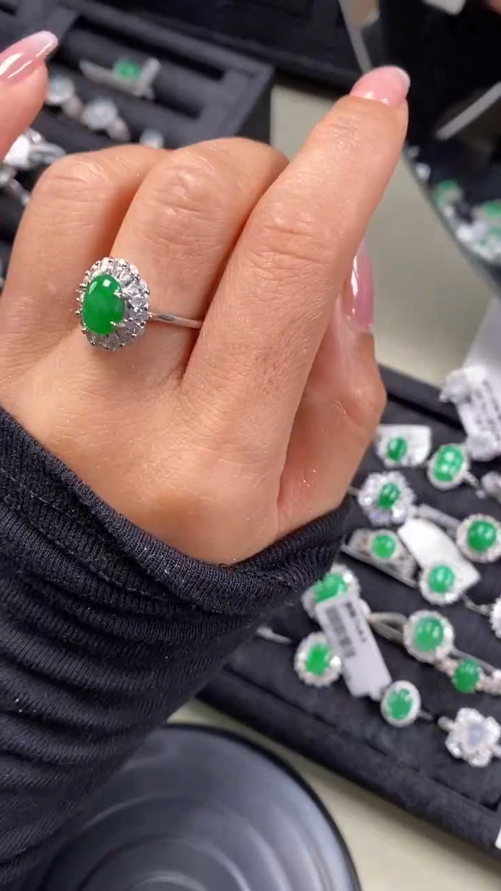 【闪购商品】翡翠戒指银S925镶嵌6806