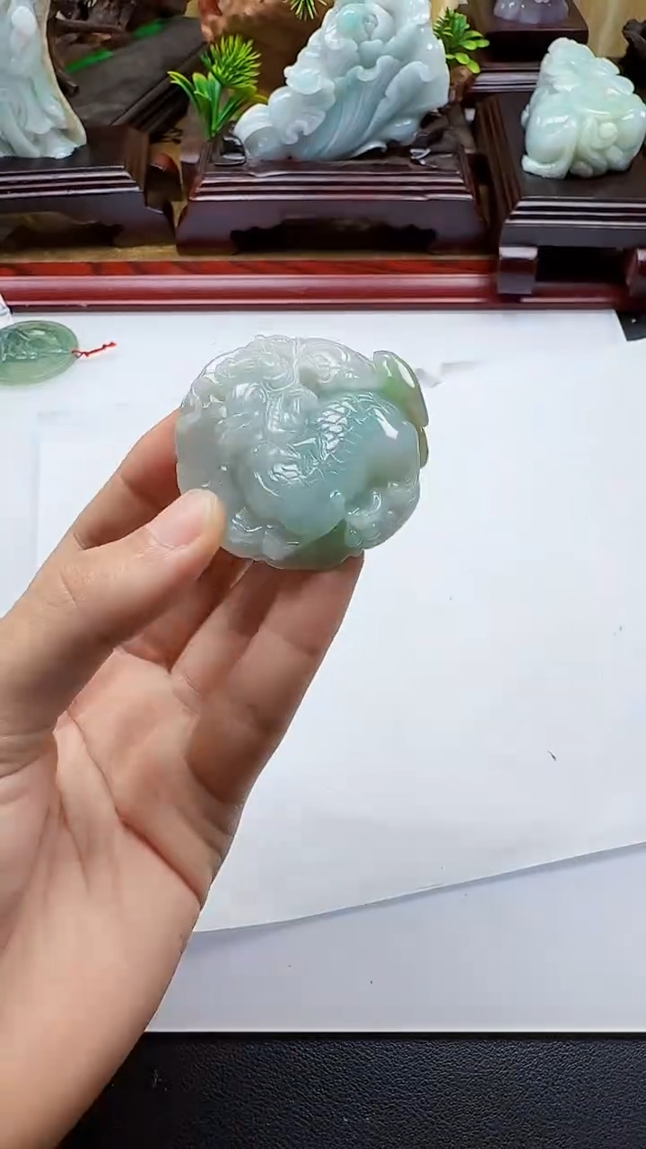 吊坠(不含链)未镶嵌翡翠1