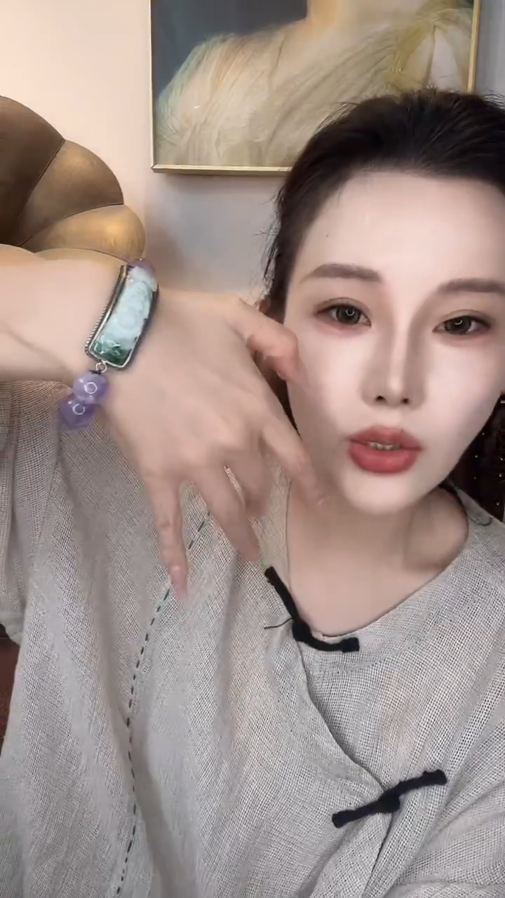 颈饰未镶嵌翡翠小*马翡翠E365