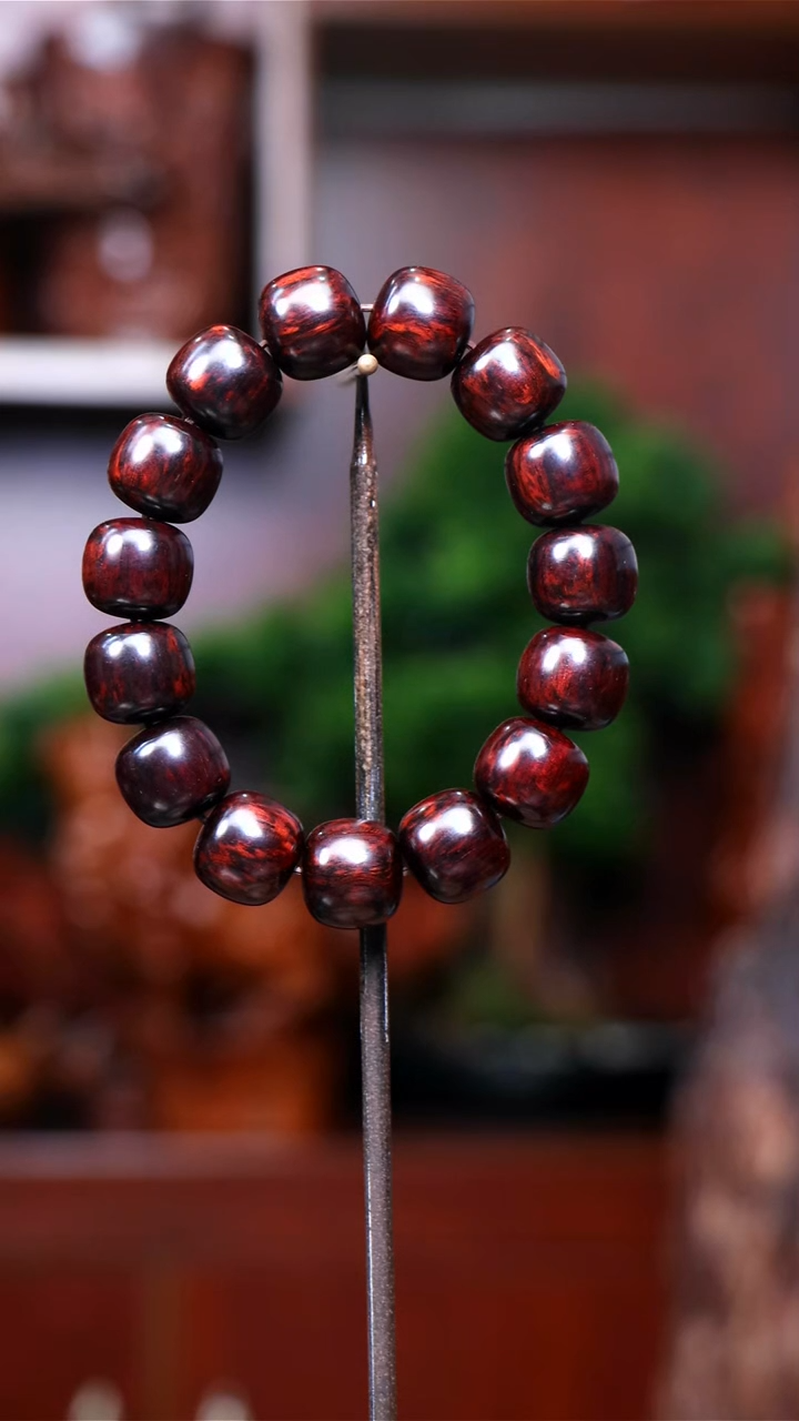 【闪购商品】降真香手串/手链海南红降1.5*1.6老型珠