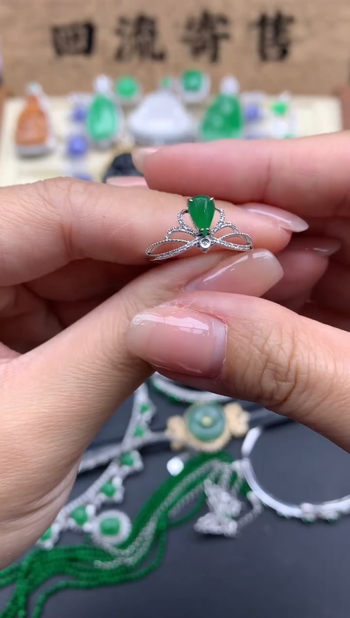 【闪购商品】翡翠戒指18K金镶嵌322-中国好珍宝
