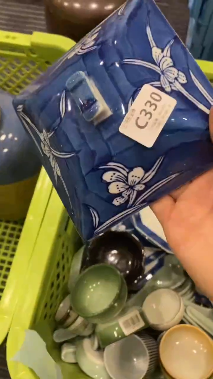 其他香***轩回流瓷器默认微瑕，谨慎勿拍C330