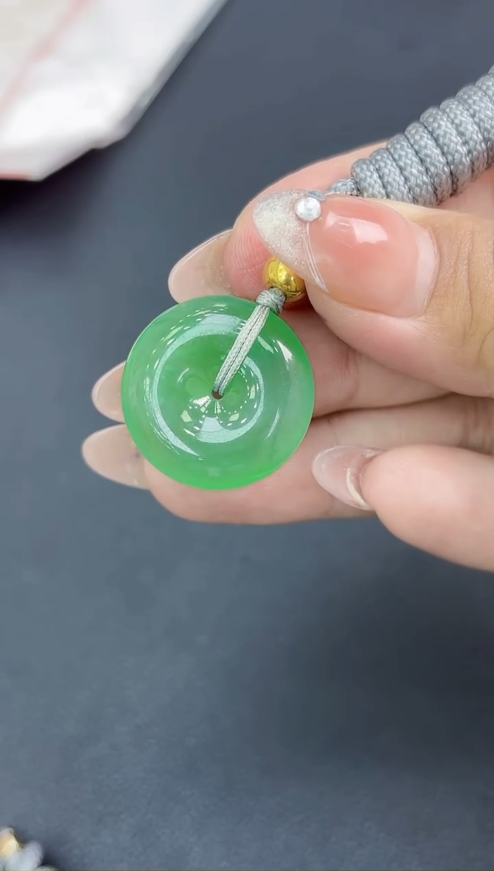 【闪购商品】翡翠颈饰未镶嵌多样性发其一