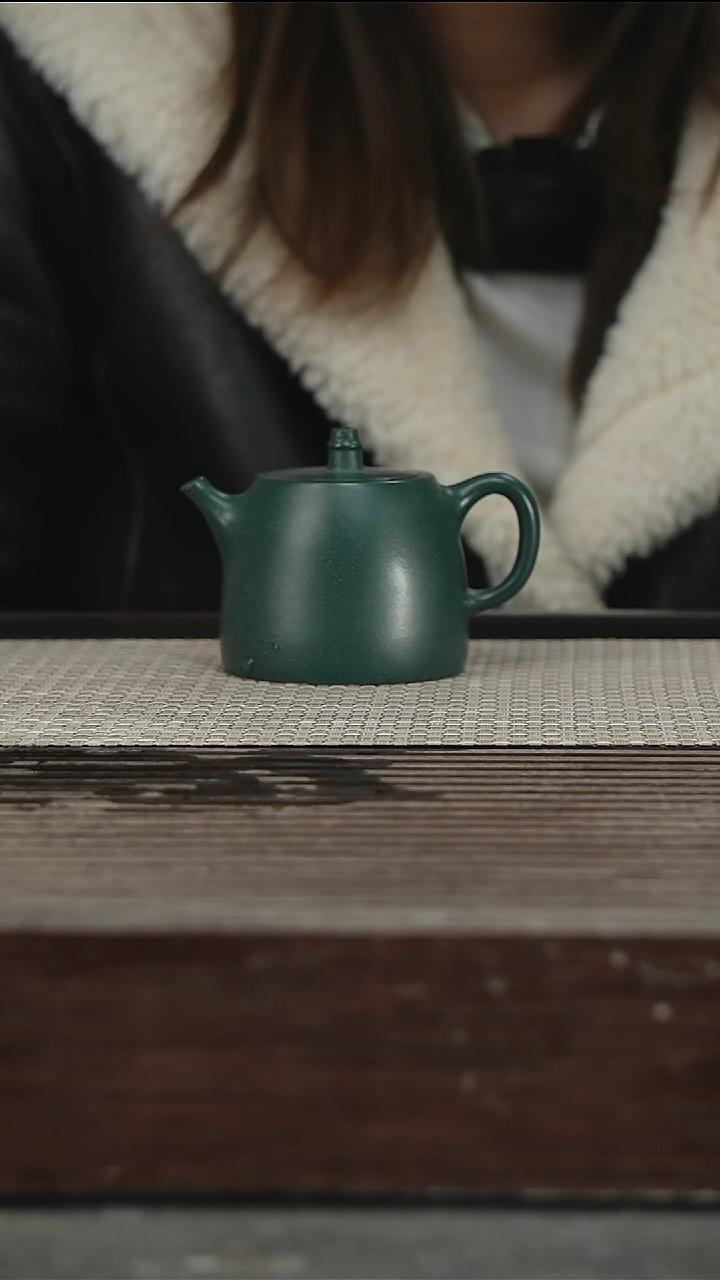 茶壶紫砂44号150CC