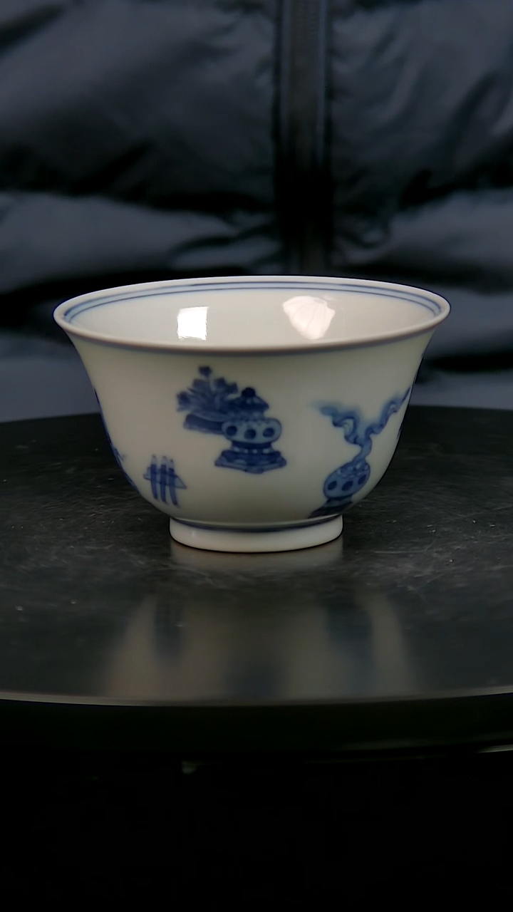 摆件萨*团rewtuhjswretjrstjrdkytdtykdtl