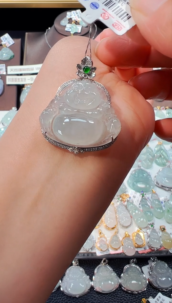 【闪购商品】翡翠吊坠(不含链)18K金镶嵌佛公吊坠825