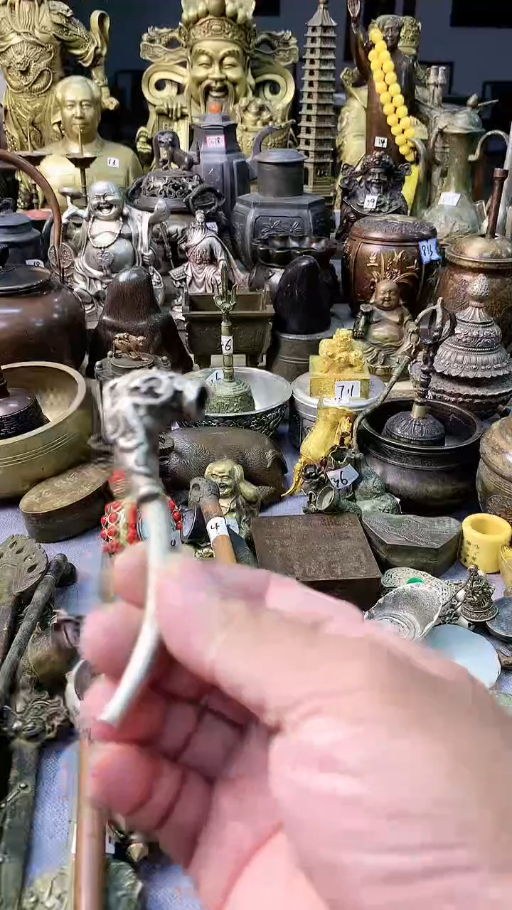 鸿兴工艺摆件白小斗
