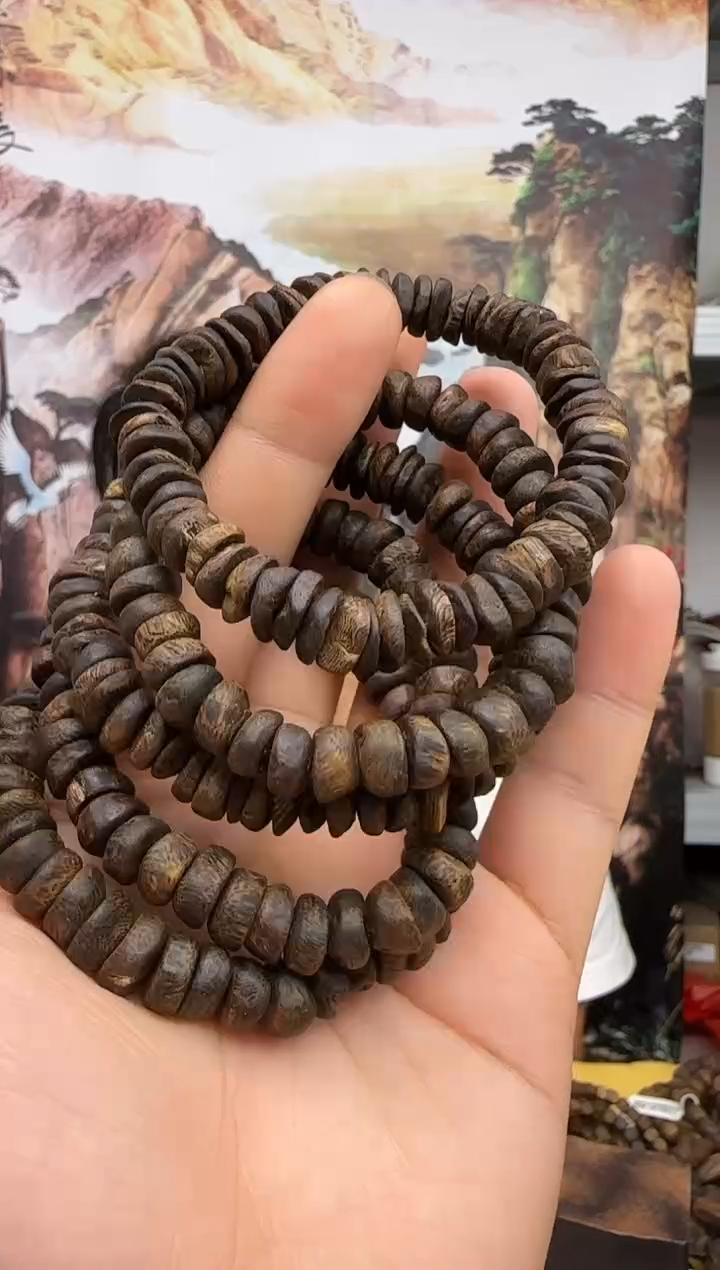 沉香手串奇楠白奇沉水壳子卡9单圈多样性发一条