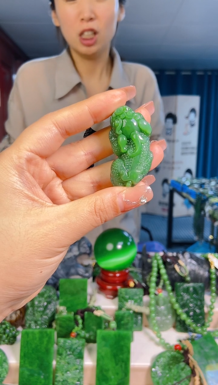 和田玉未镶嵌挂件1