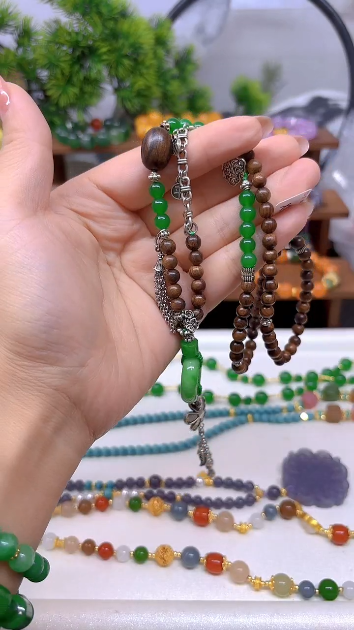 颈饰银S925镶嵌翡翠X691