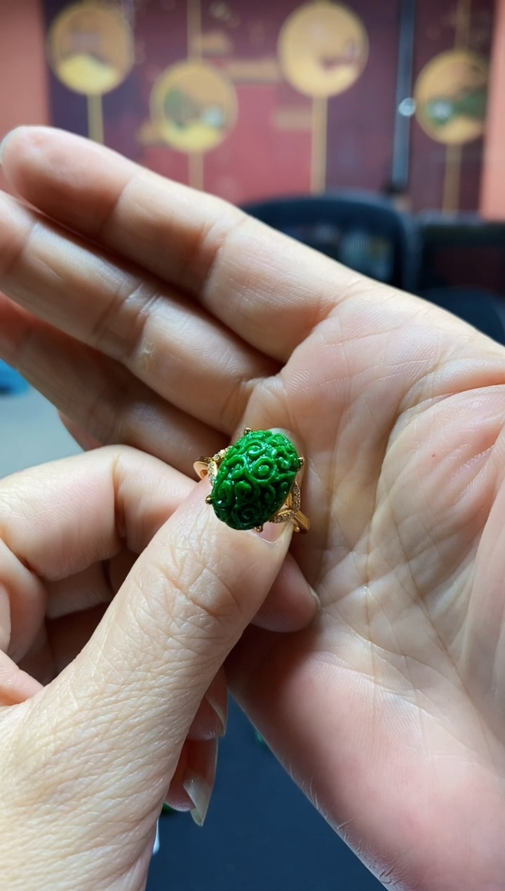 颈饰未镶嵌翡翠翡翠戒指