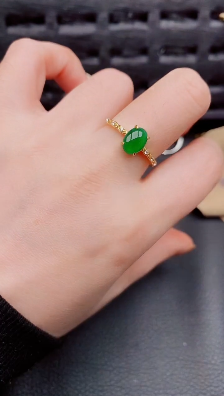 【闪购商品】翡翠戒指银S925镶嵌天然a货翡翠722