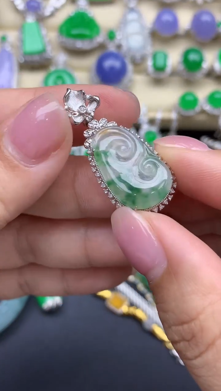 【闪购商品】翡翠颈饰18K金镶嵌673-中国好珍宝