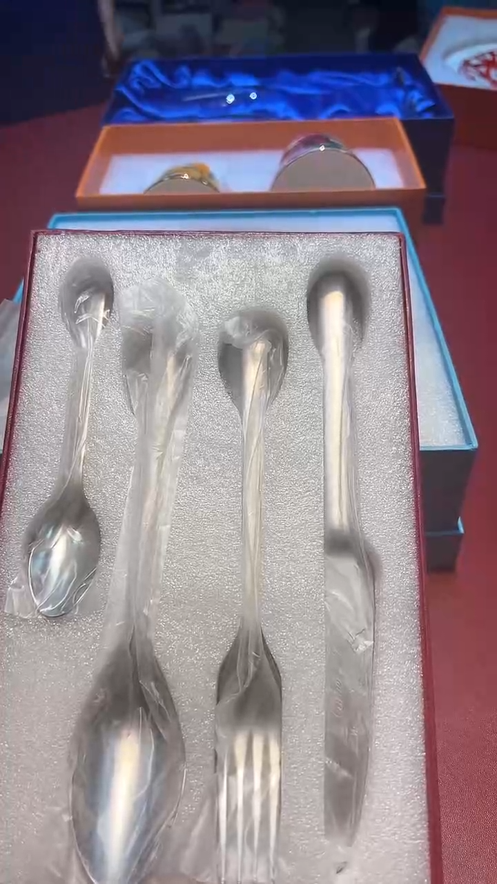 【闪购商品】瓷片锅碗瓢盆一件不剩