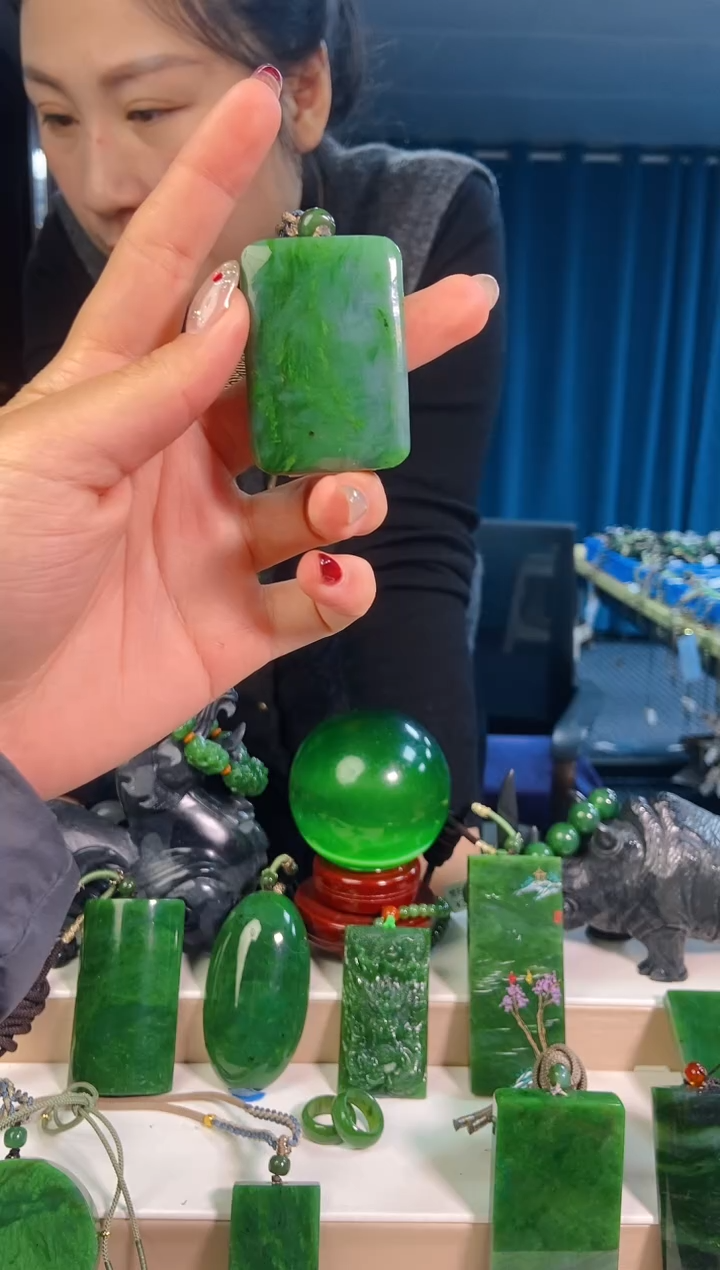 【闪购商品】和田玉挂件未镶嵌1